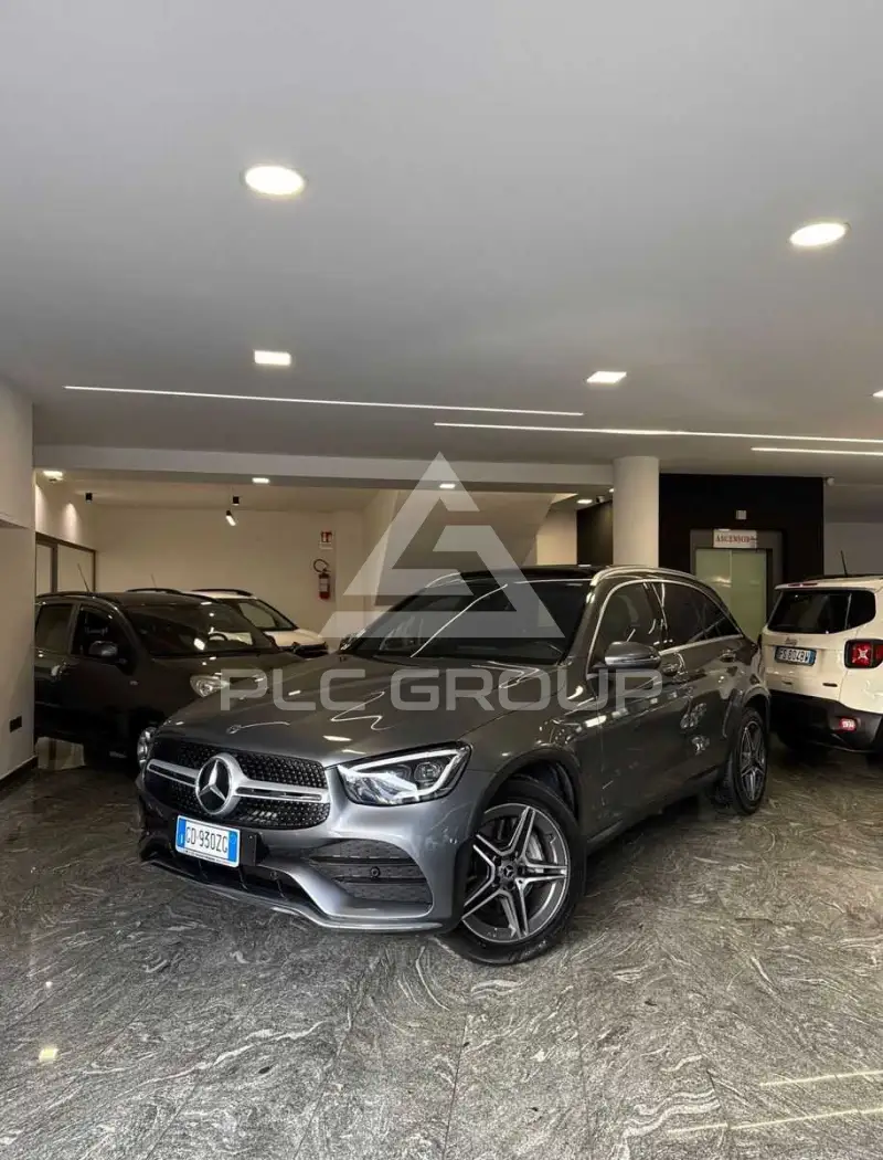 2019 Mercedes Benz GLC 220