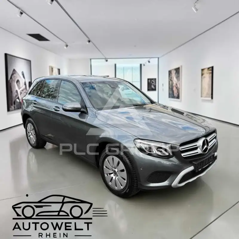 2019 Mercedes Benz GLC 220