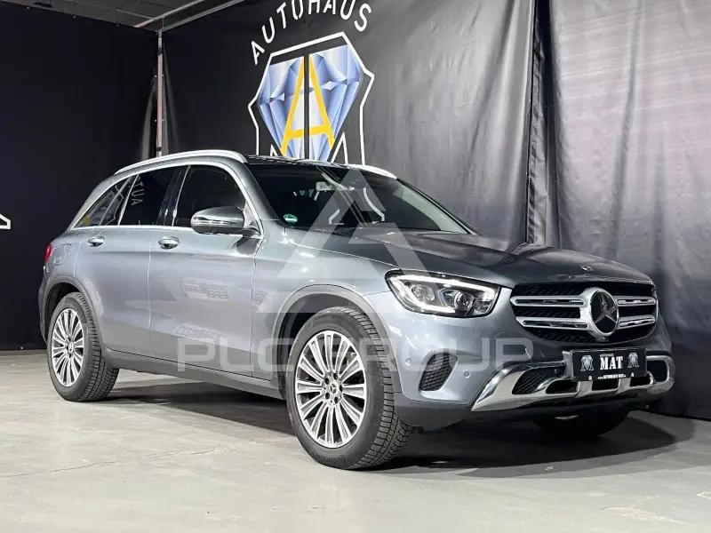 2019 Mercedes Benz GLC 220