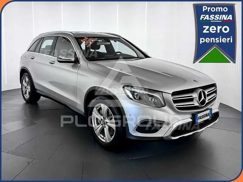 2019 Mercedes Benz GLC 220