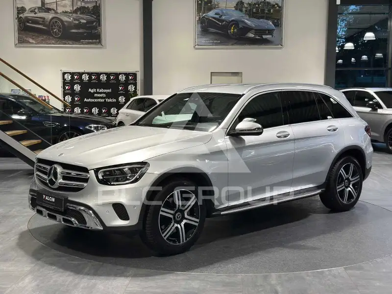 2019 Mercedes Benz GLC 220