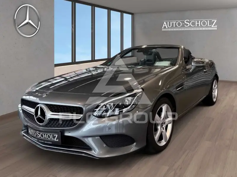 2019 Mercedes Benz SLC 180