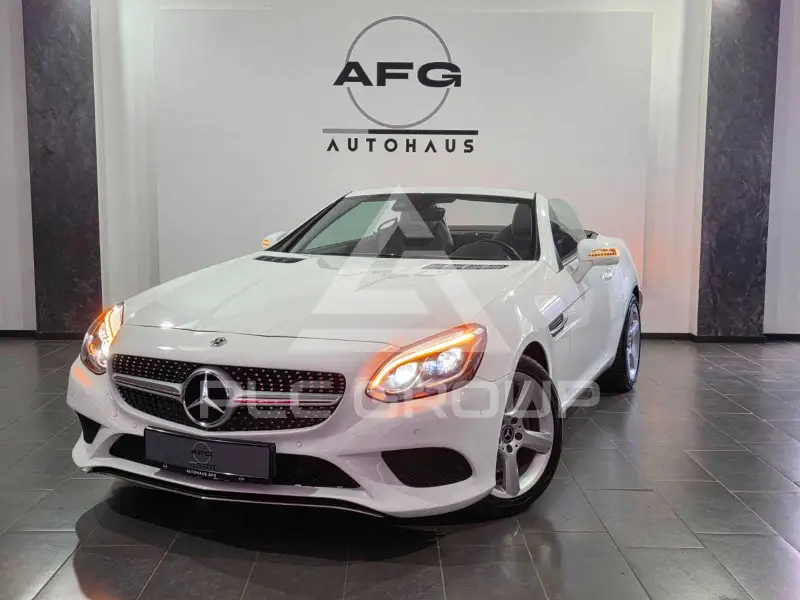 2019 Mercedes Benz SLC 300