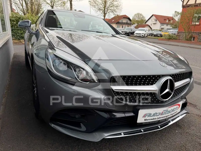 2019 Mercedes Benz SLC 300