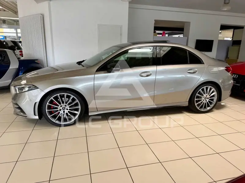 2019 Mercedes Benz A 220
