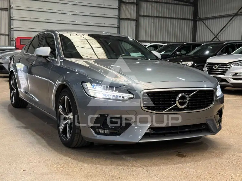 2019 Volvo S90
