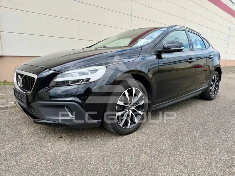 2019 Volvo V40
