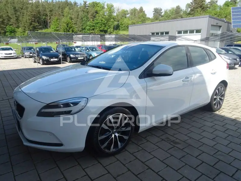 2019 Volvo V40