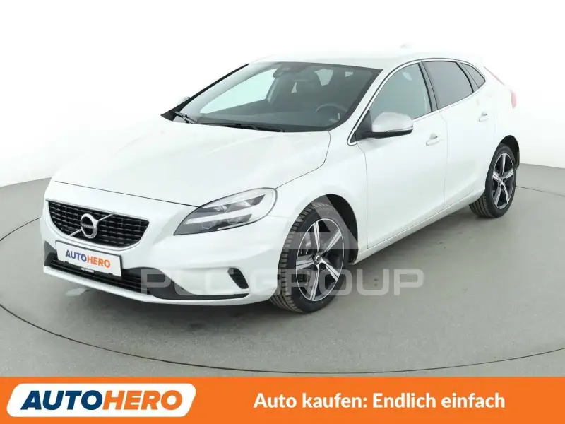 2019 Volvo V40