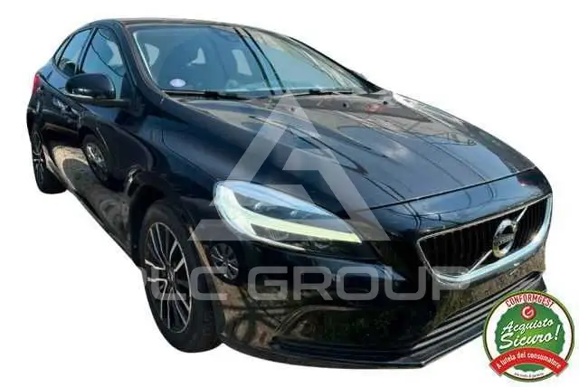 2019 Volvo V40