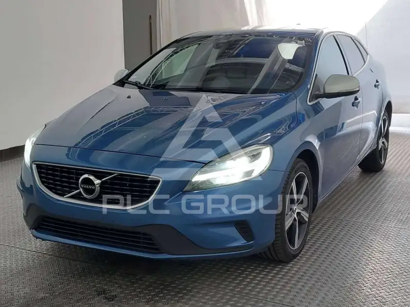 2019 Volvo V40