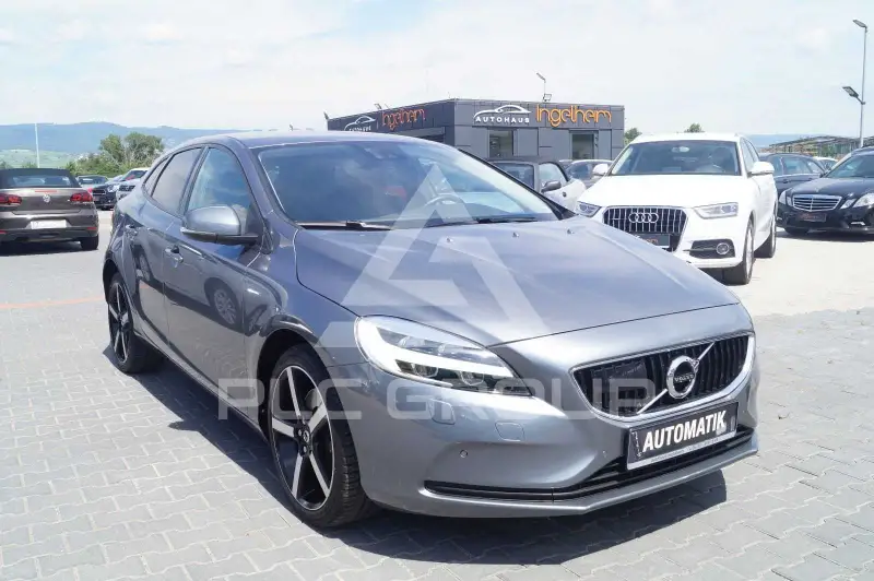 2019 Volvo V40