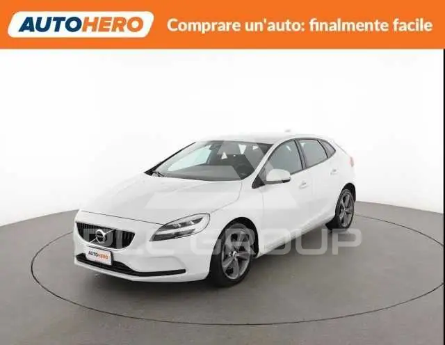2019 Volvo V40