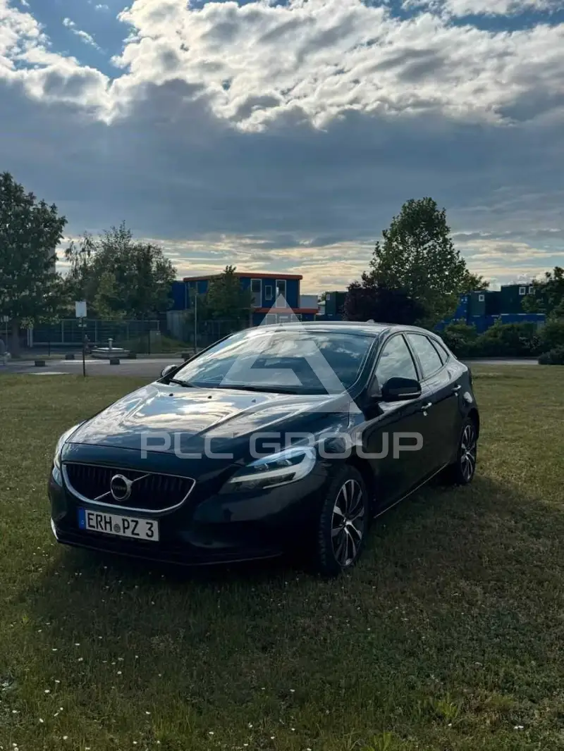 2019 Volvo V40