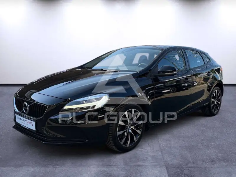 2019 Volvo V40