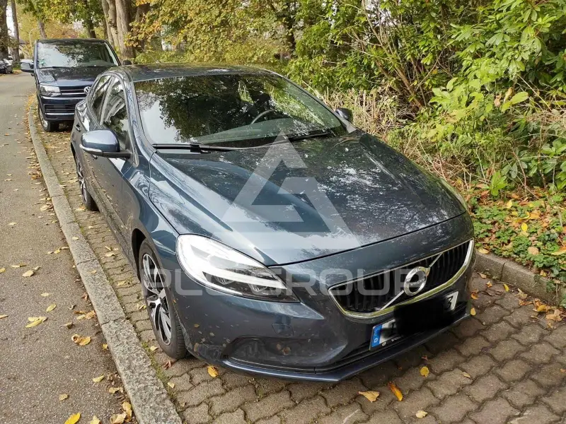 2019 Volvo V40