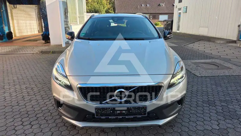 2019 Volvo V40