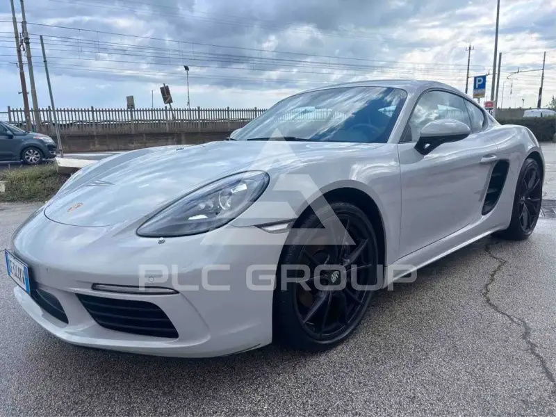 2019 Porsche Cayman