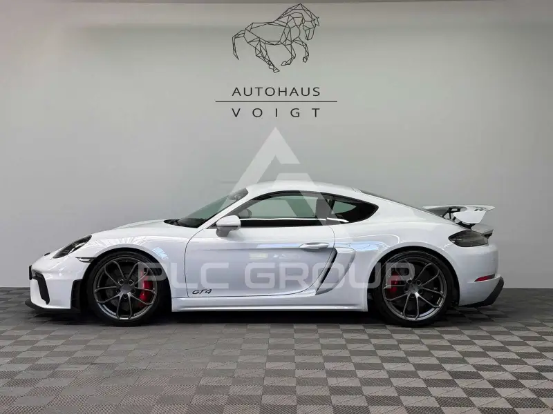 2019 Porsche Cayman