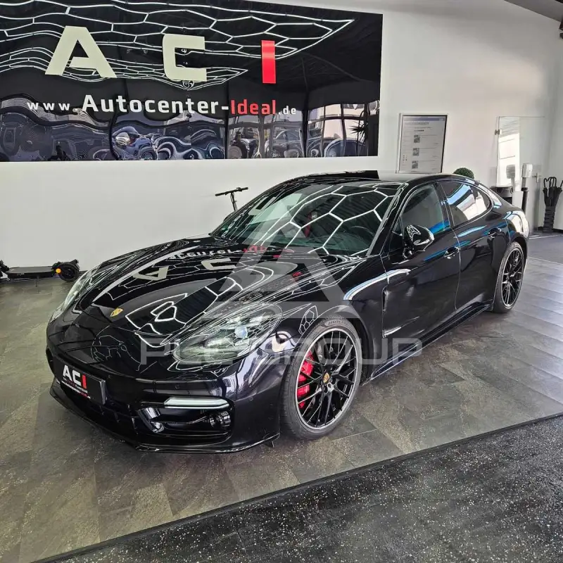 2019 Porsche Panamera