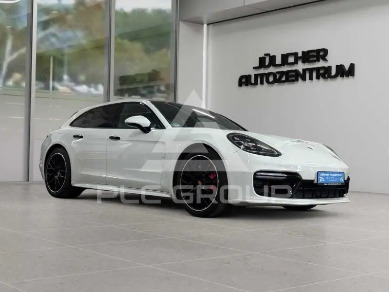2019 Porsche Panamera