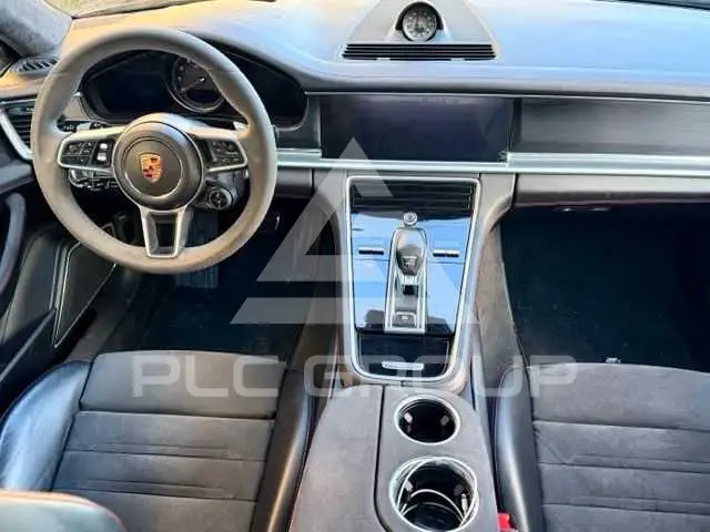 2019 Porsche Panamera