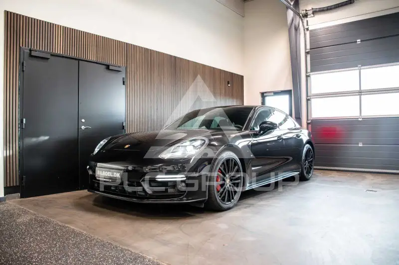 2019 Porsche Panamera