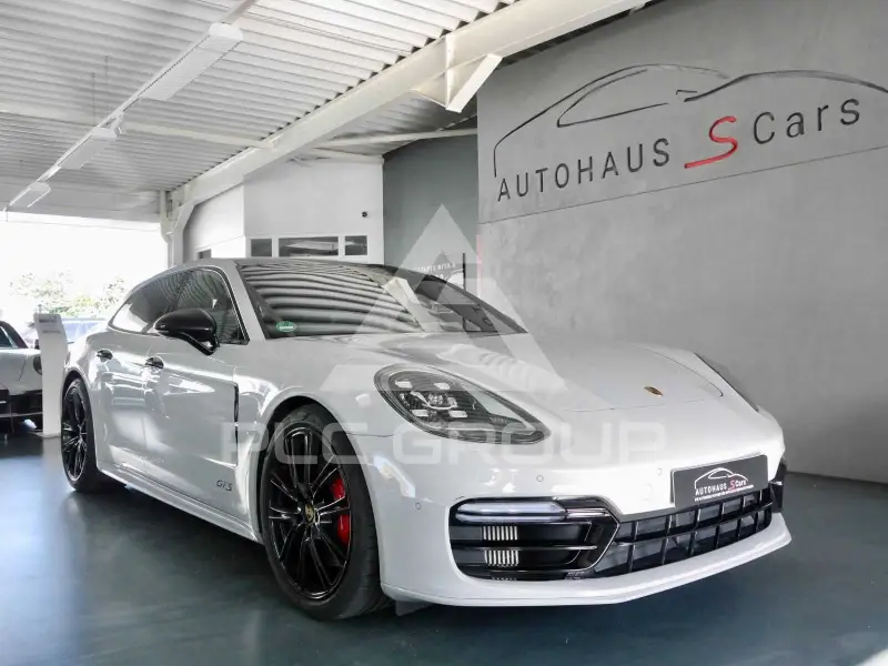 2019 Porsche Panamera