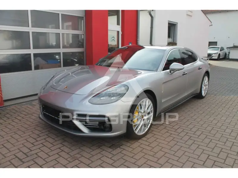 2019 Porsche Panamera