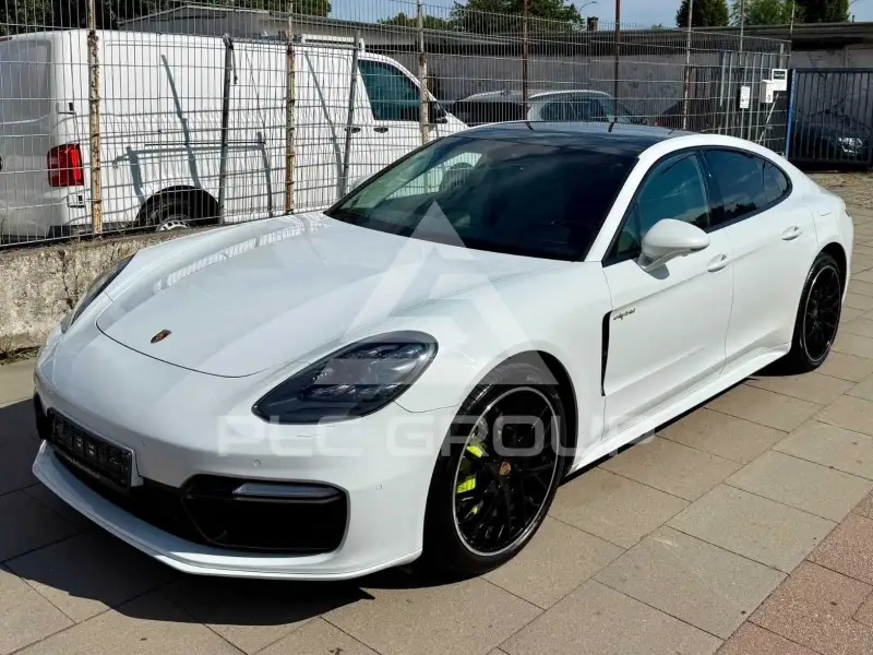 2019 Porsche Panamera