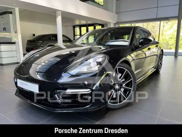 2019 Porsche Panamera
