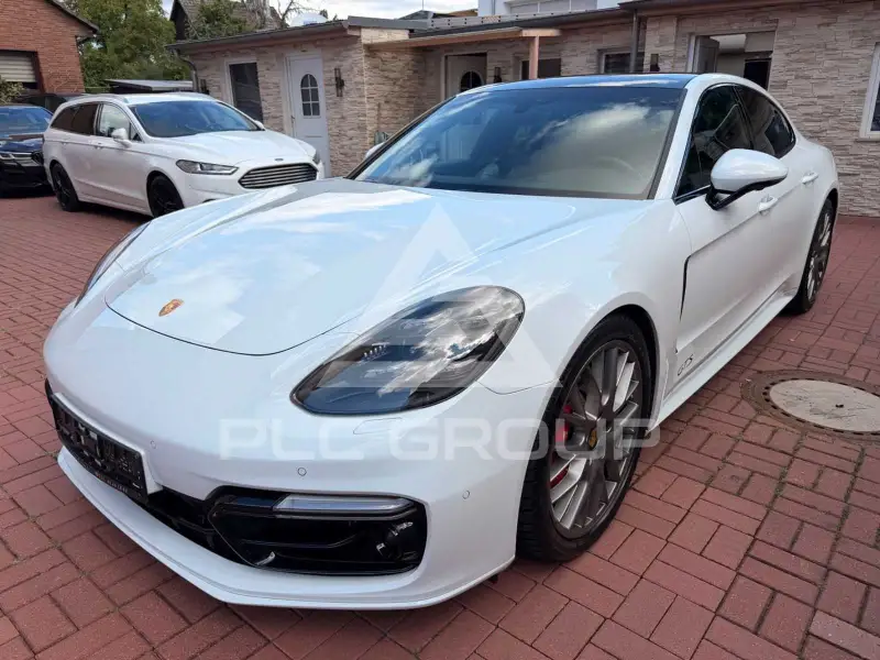 2019 Porsche Panamera