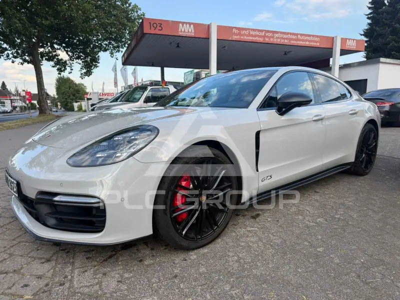 2019 Porsche Panamera