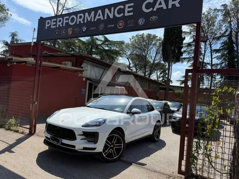 2019 Porsche MACAN