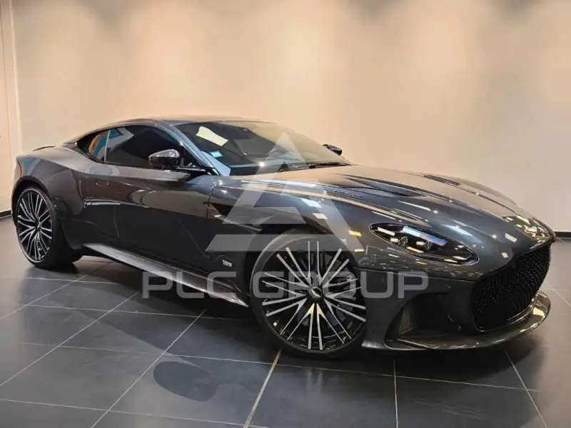 2019 Aston Martin DBS