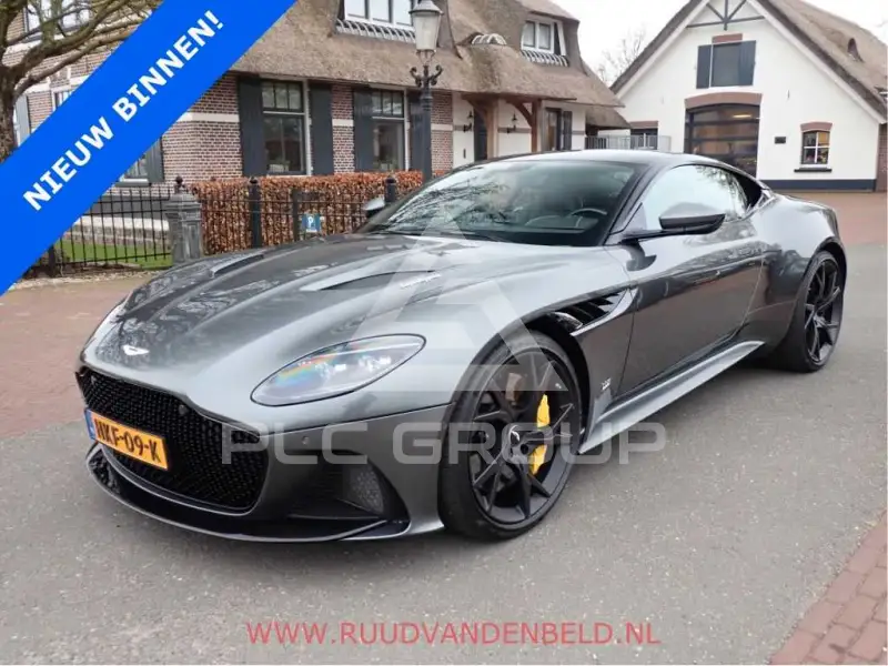 2019 Aston Martin DBS