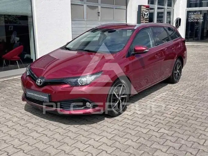 2019 Toyota AURIS