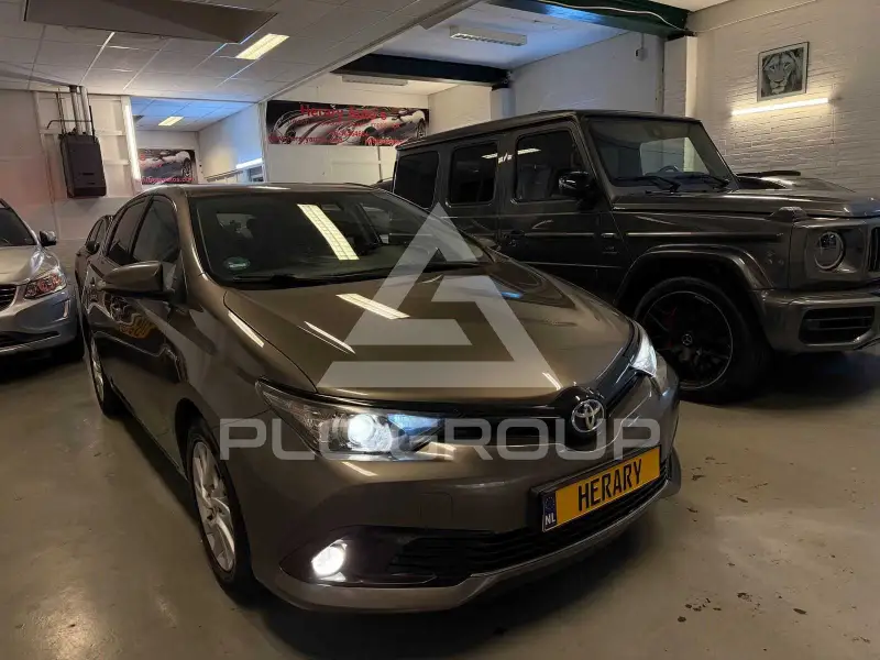 2019 Toyota AURIS