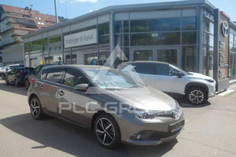 2019 Toyota AURIS