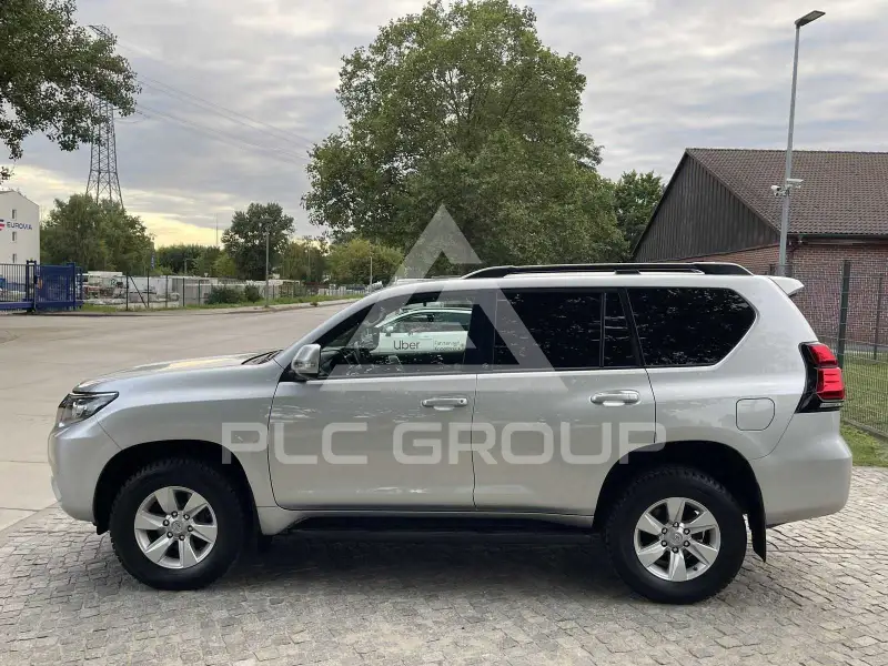 2019 Toyota LAND CRUISER