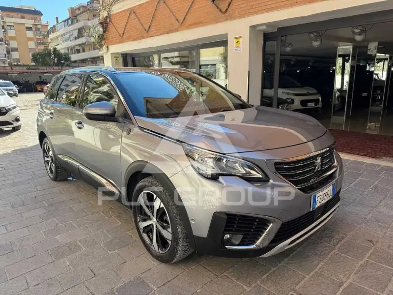 2019 Peugeot 5008