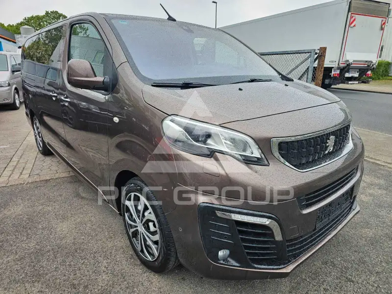 2019 Peugeot Traveller