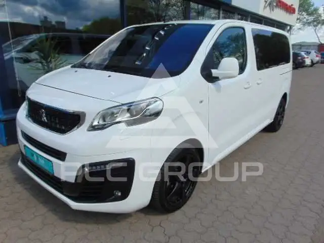 2019 Peugeot Traveller
