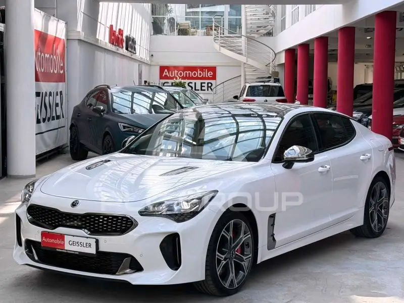 2019 KIA Stinger
