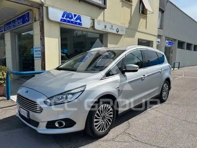 2019 Ford S-Max