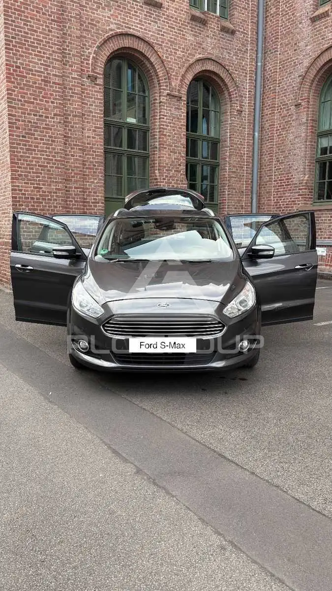 2019 Ford S-Max