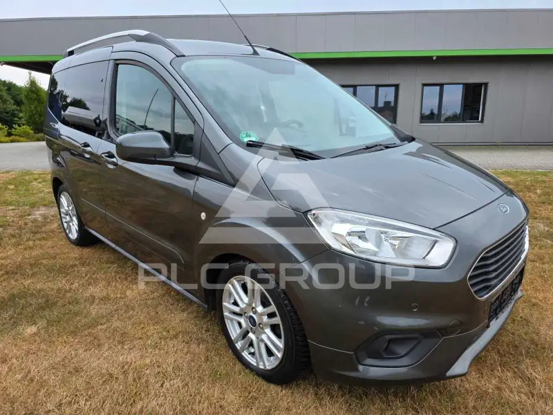 2019 Ford Tourneo