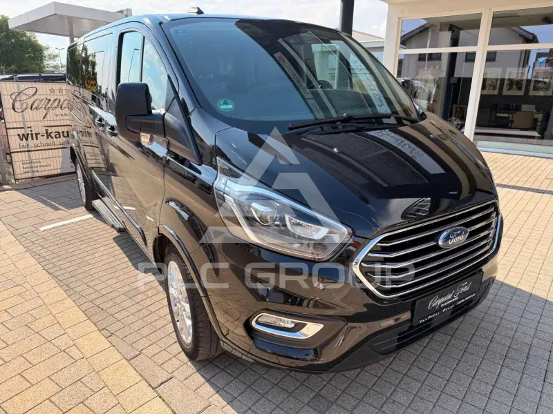 2019 Ford Tourneo