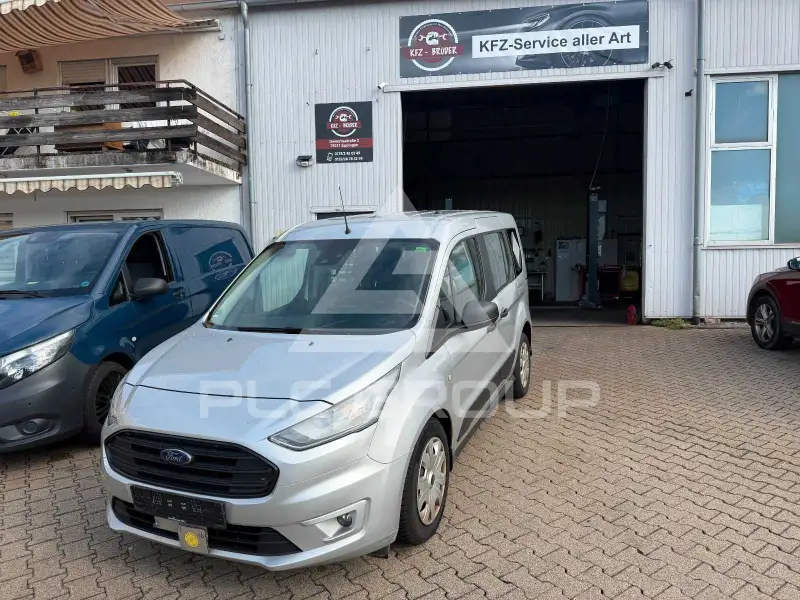2019 Ford Tourneo