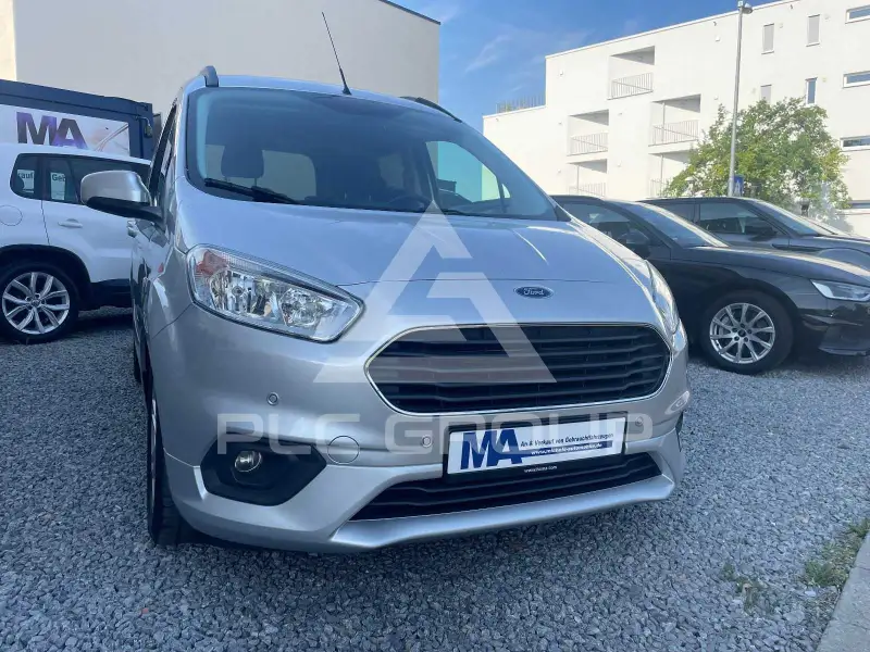 2019 Ford Tourneo